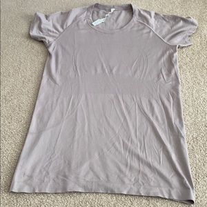 Lululemon short sleeve running t-shirt